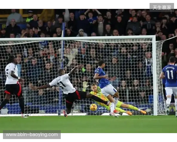 富勒姆2-2利物浦全场数据:控球率46开,射门8-10,射正2-2 富勒姆2-2利物浦全场数据:控球率46开,射门8-10,射正2-2